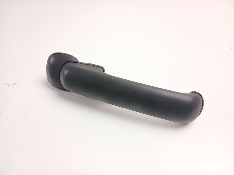 Recambio de manilla delantera derecha para nissan terrano ii (r20) 2.7 tdi 4wd referencia OEM IAM 806067F000  