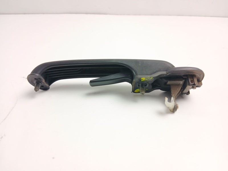 Recambio de manilla delantera derecha para nissan terrano ii (r20) 2.7 tdi 4wd referencia OEM IAM 806067F000  