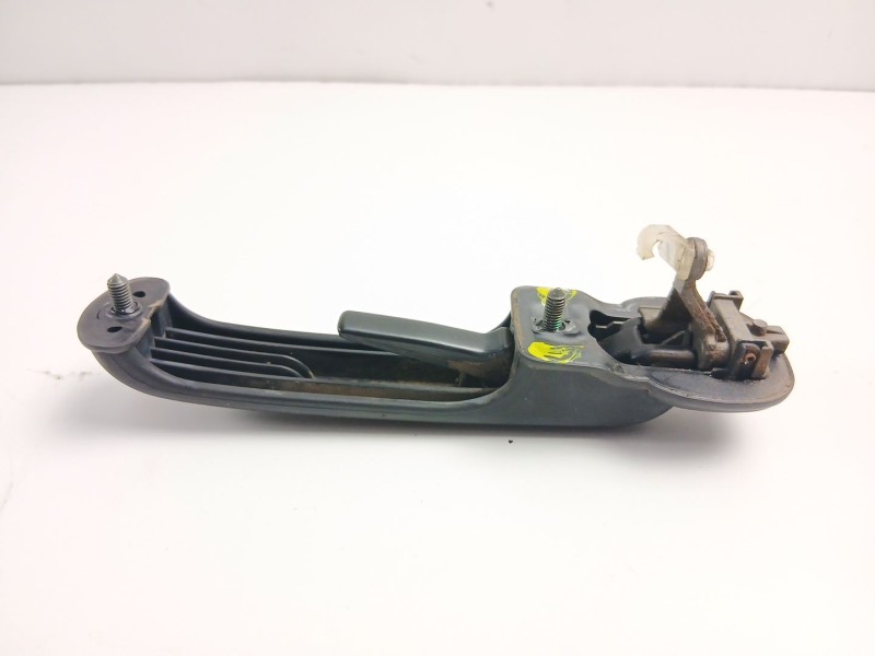Recambio de manilla delantera derecha para nissan terrano ii (r20) 2.7 tdi 4wd referencia OEM IAM 806067F000  