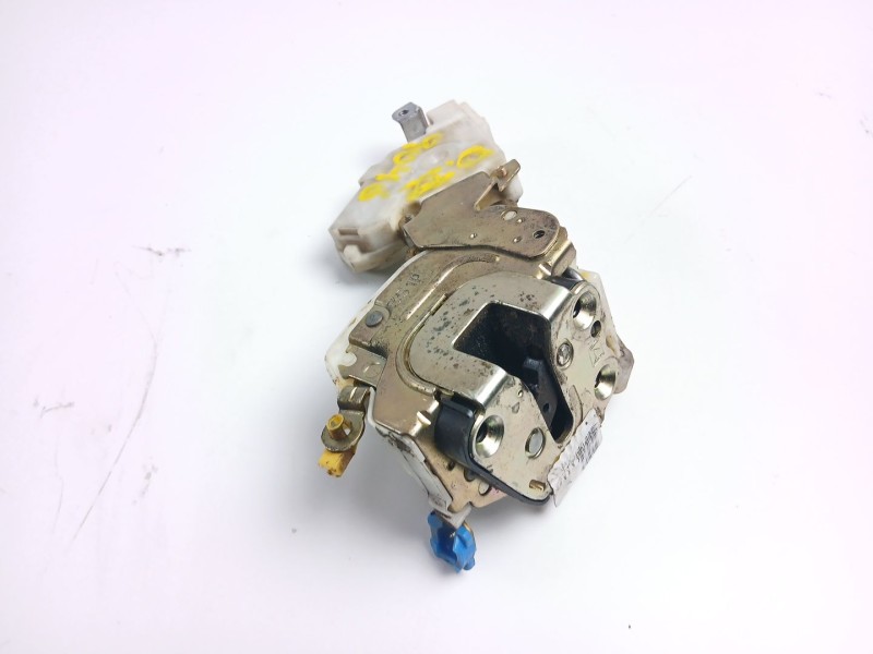 Recambio de cerradura puerta delantera izquierda para nissan terrano ii (r20) 2.7 tdi 4wd referencia OEM IAM 805010F415  
