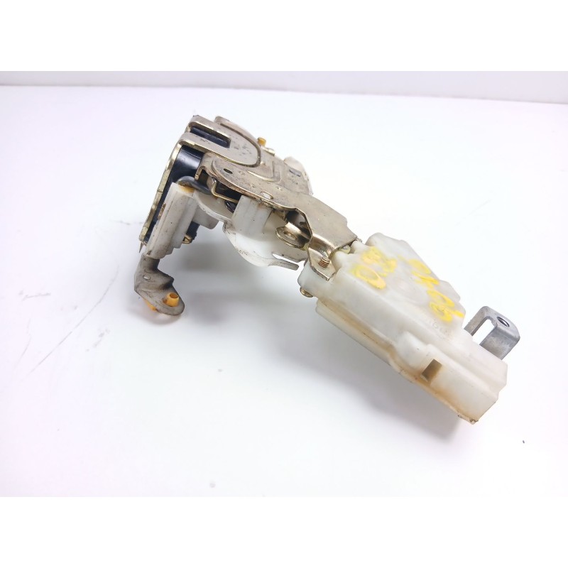 Recambio de cerradura puerta delantera izquierda para nissan terrano ii (r20) 2.7 tdi 4wd referencia OEM IAM 805010F415  