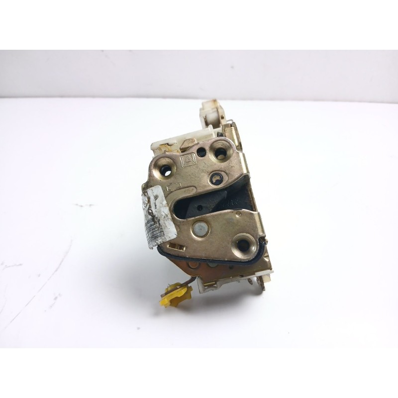 Recambio de cerradura puerta delantera derecha para nissan terrano ii (r20) 2.7 tdi 4wd referencia OEM IAM 805000X000  