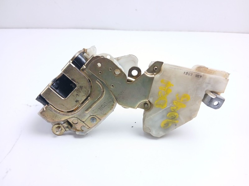 Recambio de cerradura puerta delantera derecha para nissan terrano ii (r20) 2.7 tdi 4wd referencia OEM IAM 805000X000  