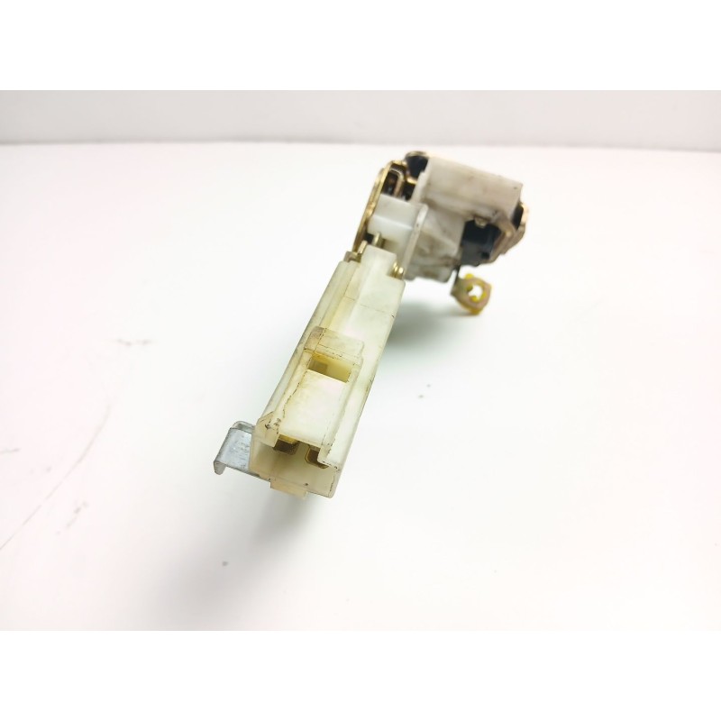 Recambio de cerradura puerta delantera derecha para nissan terrano ii (r20) 2.7 tdi 4wd referencia OEM IAM 805000X000  