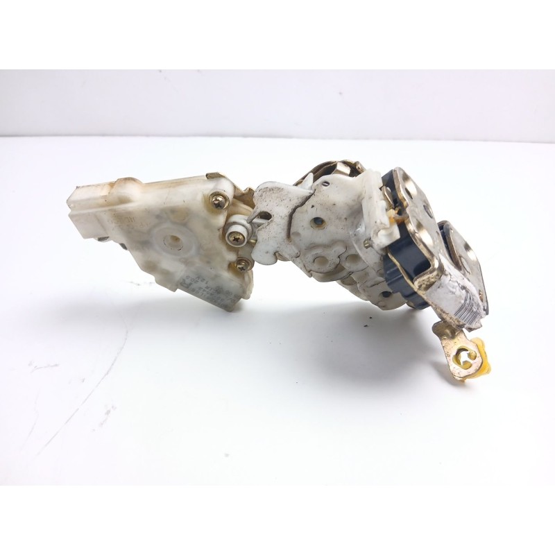 Recambio de cerradura puerta delantera derecha para nissan terrano ii (r20) 2.7 tdi 4wd referencia OEM IAM 805000X000  