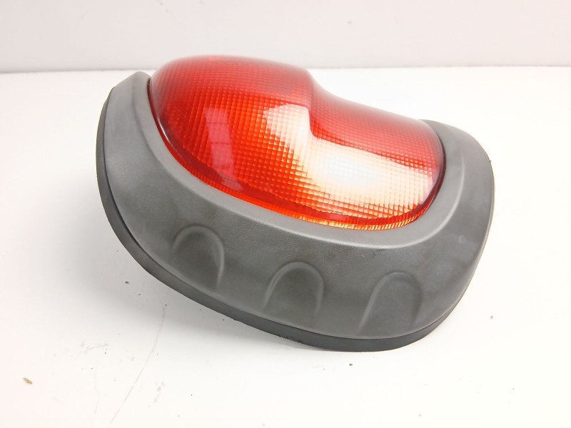 Recambio de piloto trasero izquierdo para nissan terrano ii (r20) 2.7 tdi 4wd referencia OEM IAM 268550X000  