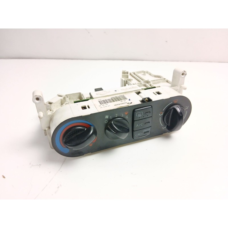 Recambio de mandos calefaccion aire para nissan terrano ii (r20) 2.7 tdi 4wd referencia OEM IAM 275000X000 EG08136701 