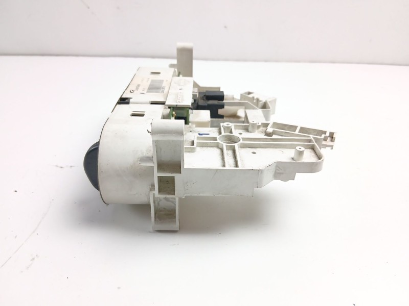 Recambio de mandos calefaccion aire para nissan terrano ii (r20) 2.7 tdi 4wd referencia OEM IAM 275000X000 EG08136701 