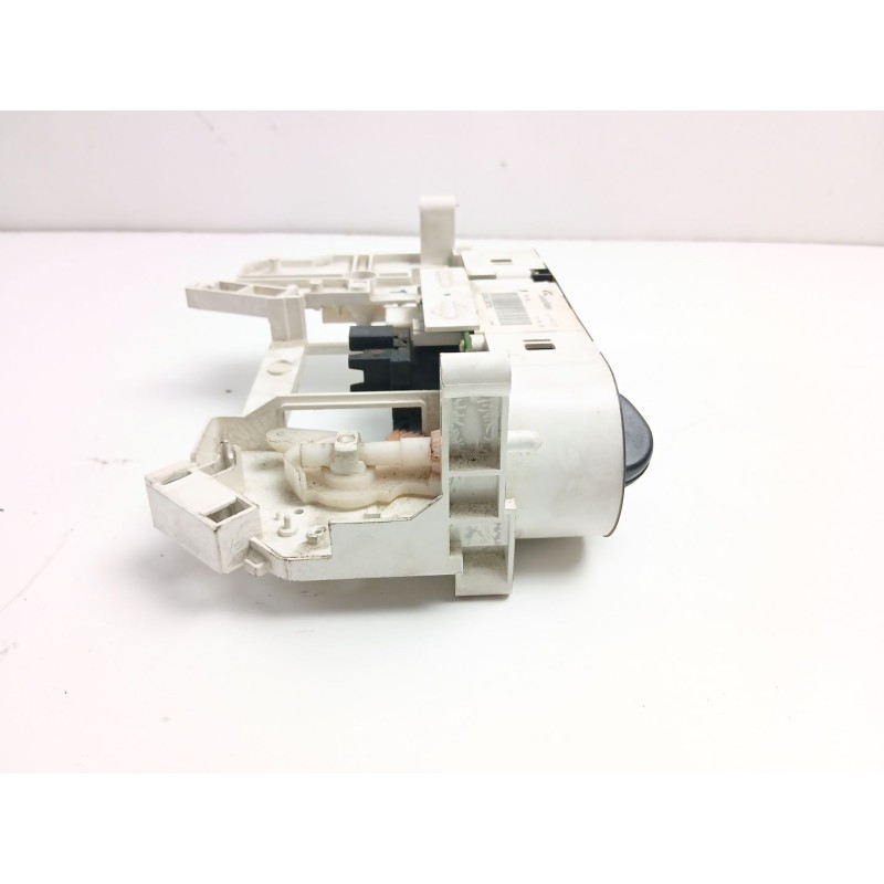 Recambio de mandos calefaccion aire para nissan terrano ii (r20) 2.7 tdi 4wd referencia OEM IAM 275000X000 EG08136701 