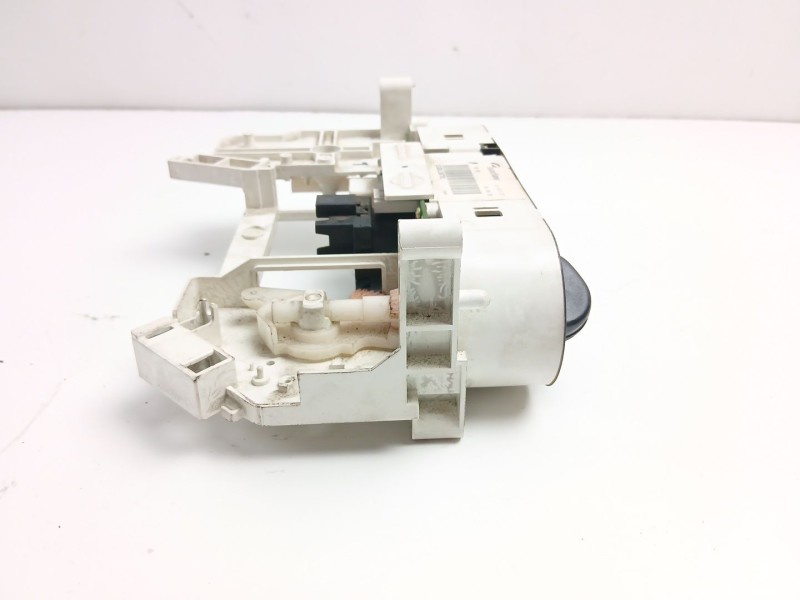 Recambio de mandos calefaccion aire para nissan terrano ii (r20) 2.7 tdi 4wd referencia OEM IAM 275000X000 EG08136701 