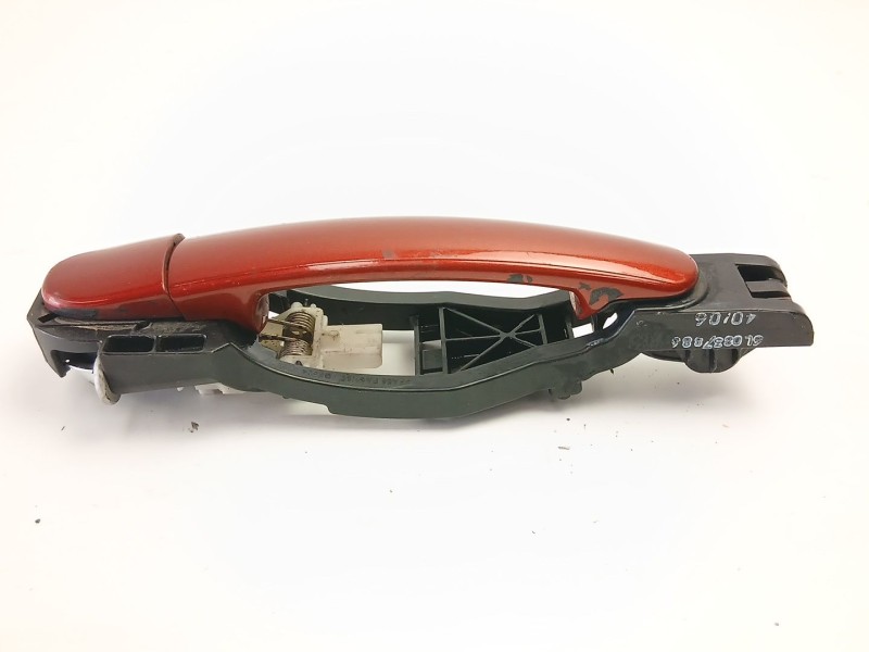 Recambio de manilla delantera derecha para seat ibiza iii (6l1) 1.4 16v referencia OEM IAM 3B0837886K  