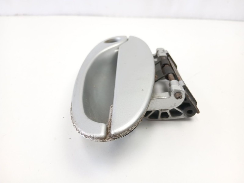 Recambio de manilla delantera derecha para ford puma (ec_) 1.4 16v referencia OEM IAM V97FBC22400ANW  