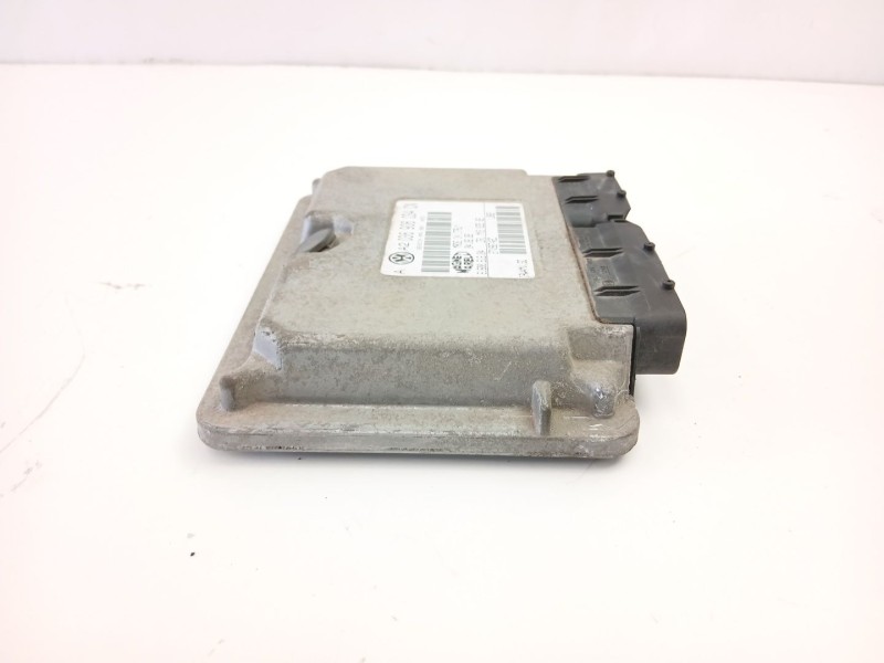 Recambio de centralita para volkswagen golf iv (1j1) 1.6 16v referencia OEM IAM 036906034CN  