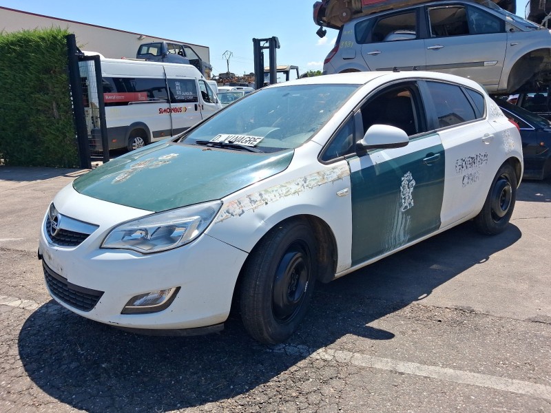 opel astra j (p10) del año 2009