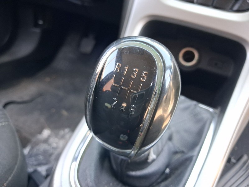 opel astra j (p10) del año 2009