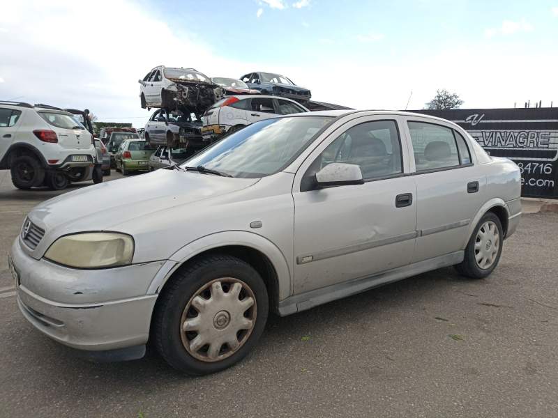 OPEL ASTRA G SEDÁN (T98)
