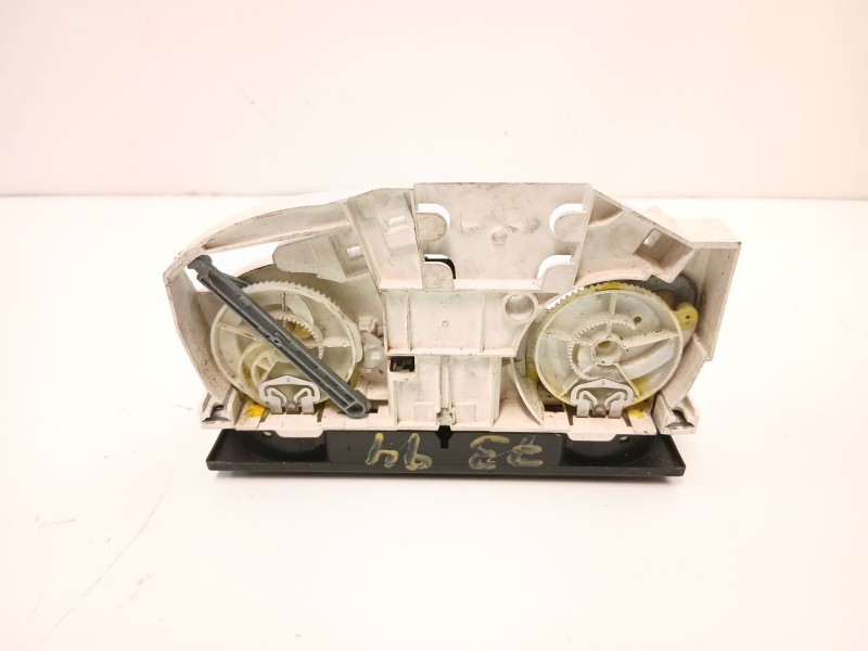 Recambio de mandos calefaccion aire para volkswagen golf alh referencia OEM IAM 1J0820045F  