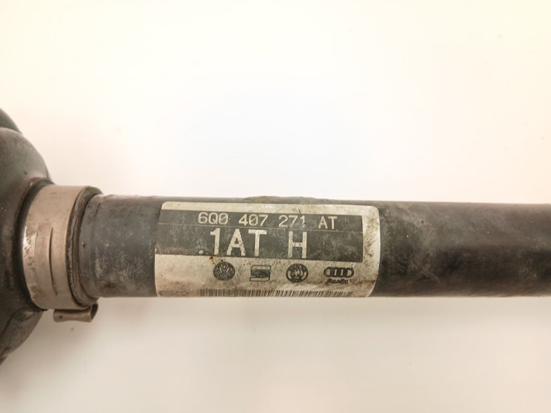 Recambio de transmision delantera izquierda para seat ibiza iii (6l1) 1.4 16v referencia OEM IAM 6Q0407271AT  