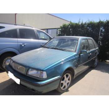 VOLVO 440 (445) de desguace