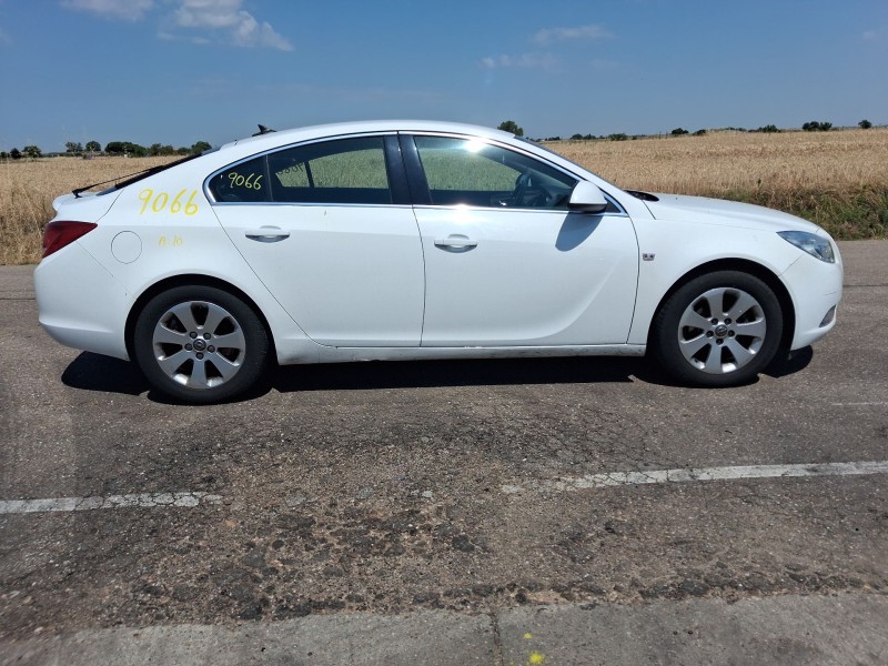 opel insignia a (g09) del año 2011