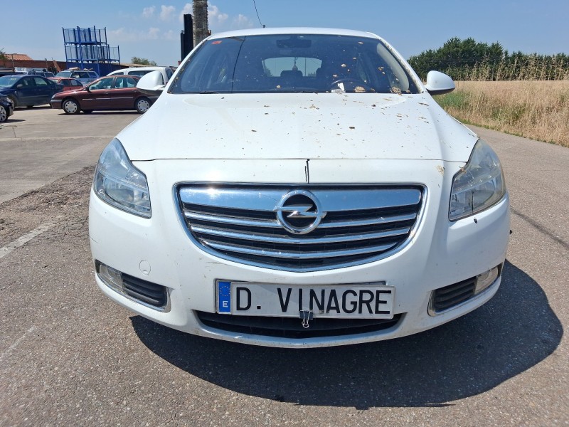 opel insignia a (g09) del año 2011