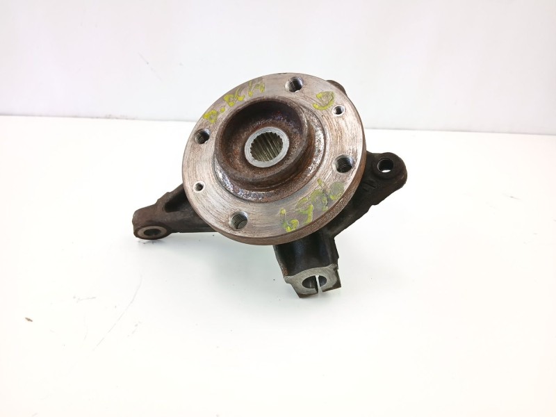 Recambio de mangueta delantera derecha para peugeot 206 hatchback (2a/c) 1.4 i referencia OEM IAM 364752  