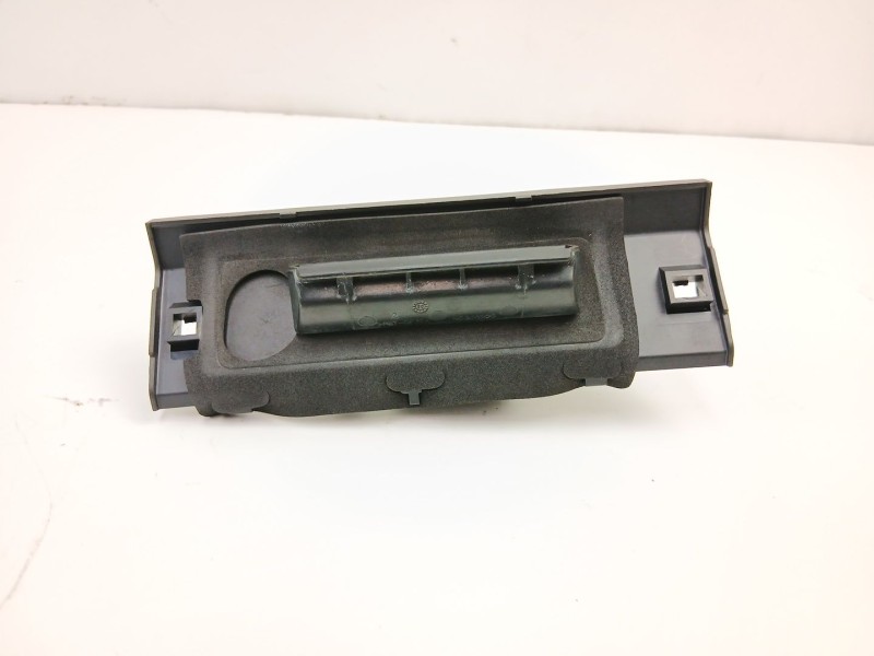 Recambio de manilla maletero para peugeot 206 hatchback (2a/c) 1.4 i referencia OEM IAM 8726Q0  