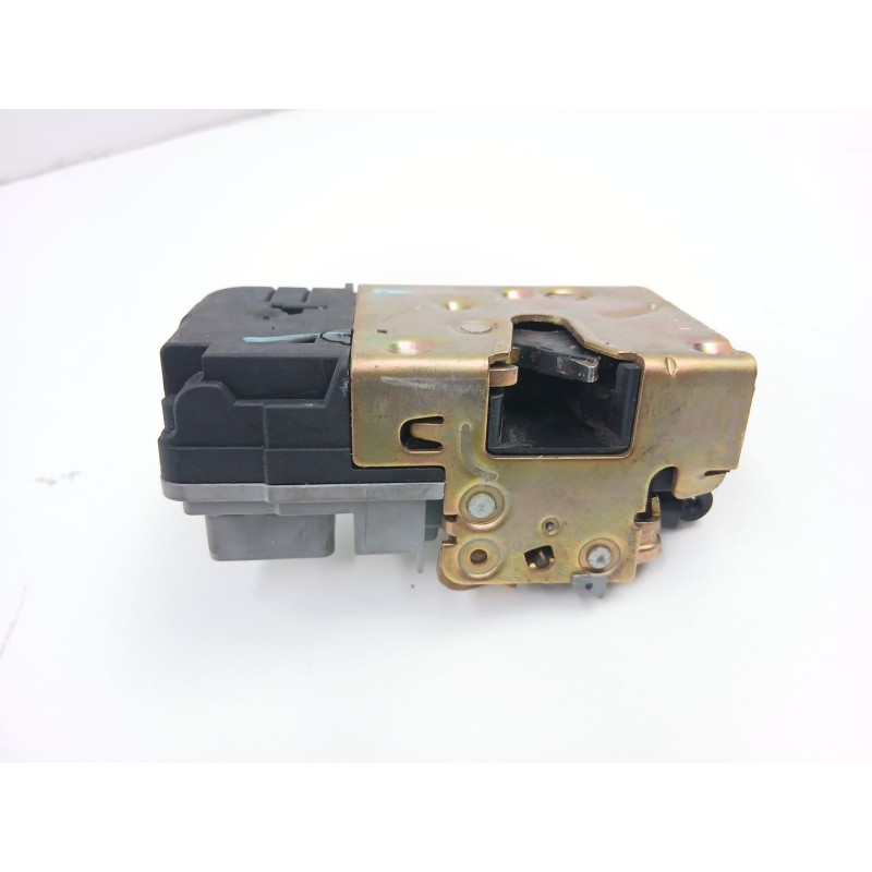 Recambio de cerradura puerta delantera derecha para peugeot 206 hatchback (2a/c) 1.4 i referencia OEM IAM 9136E3  