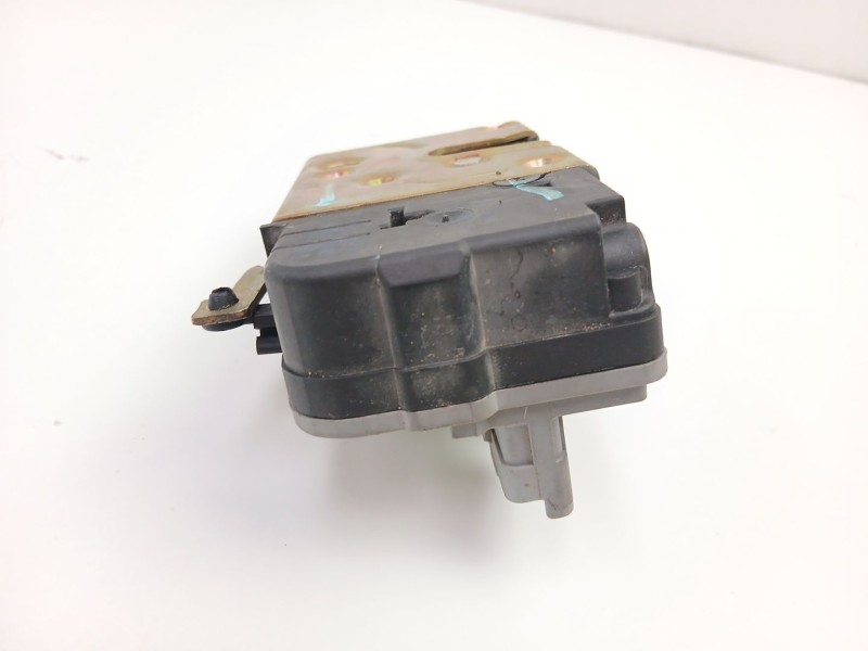 Recambio de cerradura puerta delantera derecha para peugeot 206 hatchback (2a/c) 1.4 i referencia OEM IAM 9136E3  