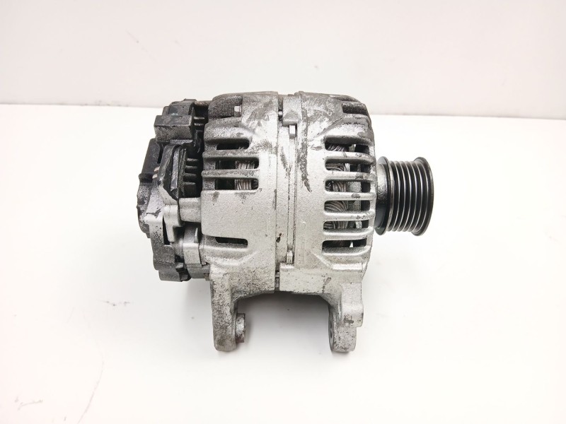 Recambio de alternador para seat ibiza iii (6l1) 1.4 16v referencia OEM IAM 037903025M 0124325013 