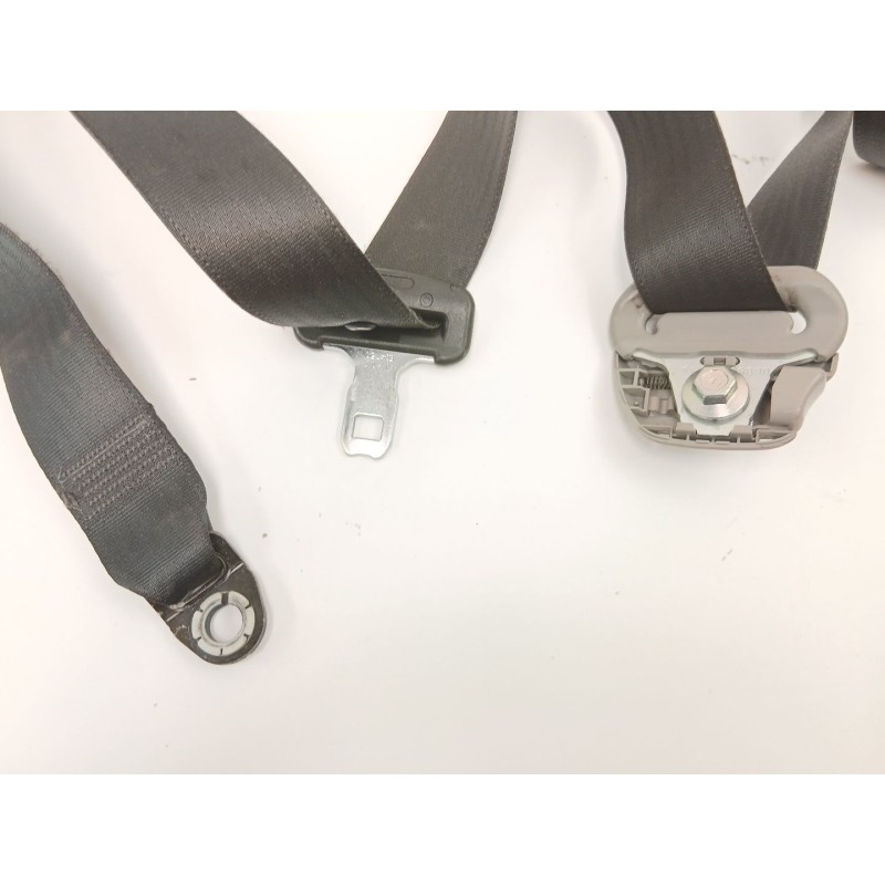Recambio de cinturon seguridad delantero izquierdo para nissan navara np300 (d40) 2.5 dci 4wd referencia OEM IAM H6884EB30B  
