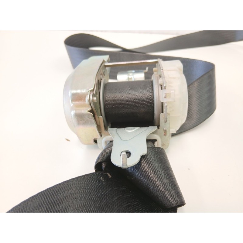 Recambio de cinturon seguridad delantero derecho para nissan navara np300 (d40) 2.5 dci 4wd referencia OEM IAM H6884EB30B  