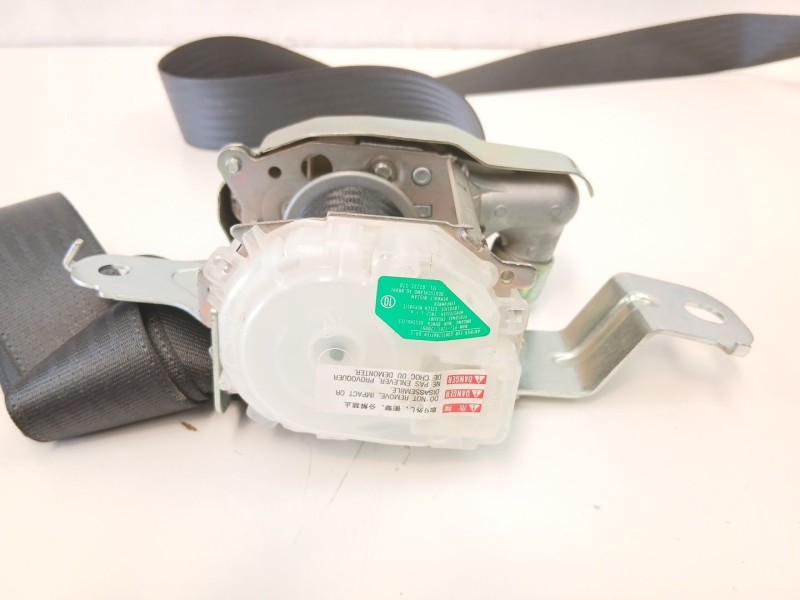 Recambio de cinturon seguridad delantero derecho para nissan navara np300 (d40) 2.5 dci 4wd referencia OEM IAM H6884EB30B  