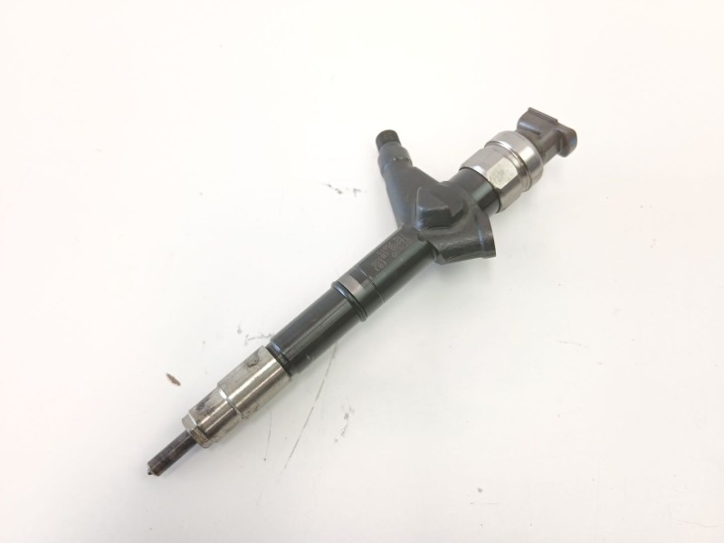 Recambio de inyectores juego para nissan navara np300 (d40) 2.5 dci 4wd referencia OEM IAM 16600EB300  