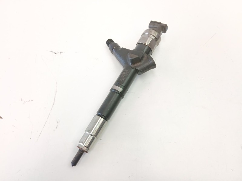 Recambio de inyectores juego para nissan navara np300 (d40) 2.5 dci 4wd referencia OEM IAM 16600EB300  