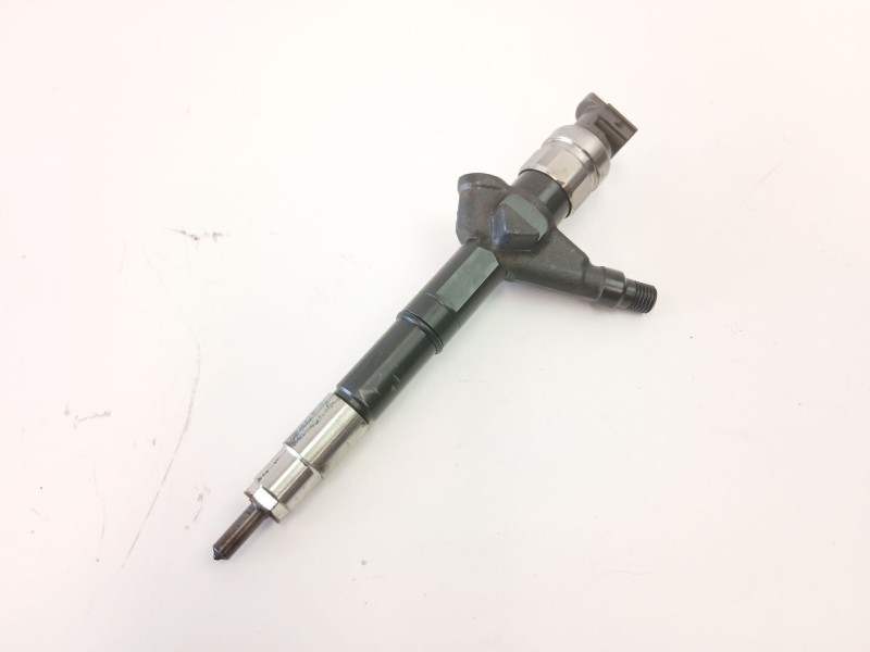 Recambio de inyectores juego para nissan navara np300 (d40) 2.5 dci 4wd referencia OEM IAM 16600EB300  