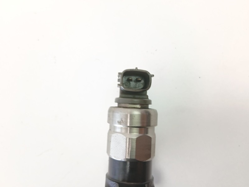 Recambio de inyectores juego para nissan navara np300 (d40) 2.5 dci 4wd referencia OEM IAM 16600EB300  