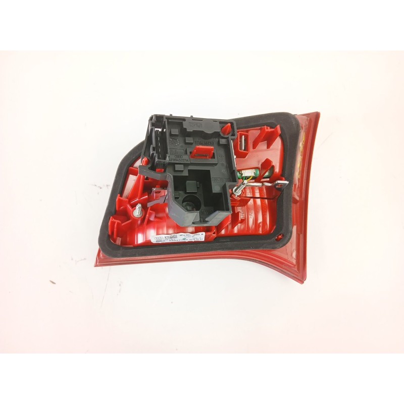 Recambio de piloto porton izquierdo para audi a6 c6 (4f2) 3.0 tdi quattro referencia OEM IAM 4F9945093A 89037753 