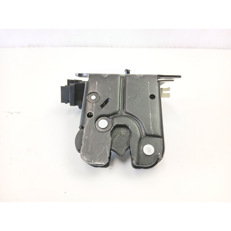 Recambio de cerradura maletero / porton para audi a6 c6 (4f2) 3.0 tdi quattro referencia OEM IAM 8P4827505C  