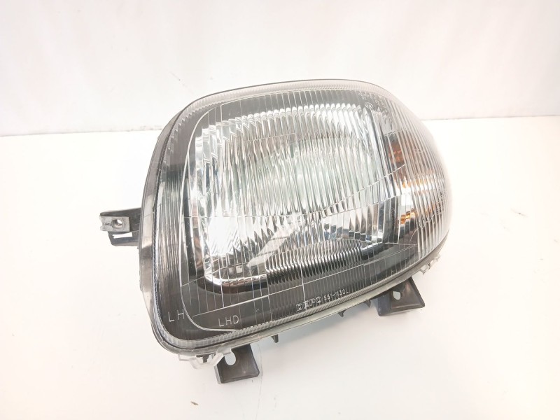 Recambio de faro izquierdo para renault clio ii (bb_, cb_) 1.4 (b/cb0c, b/cb0s) referencia OEM IAM 7701045995  