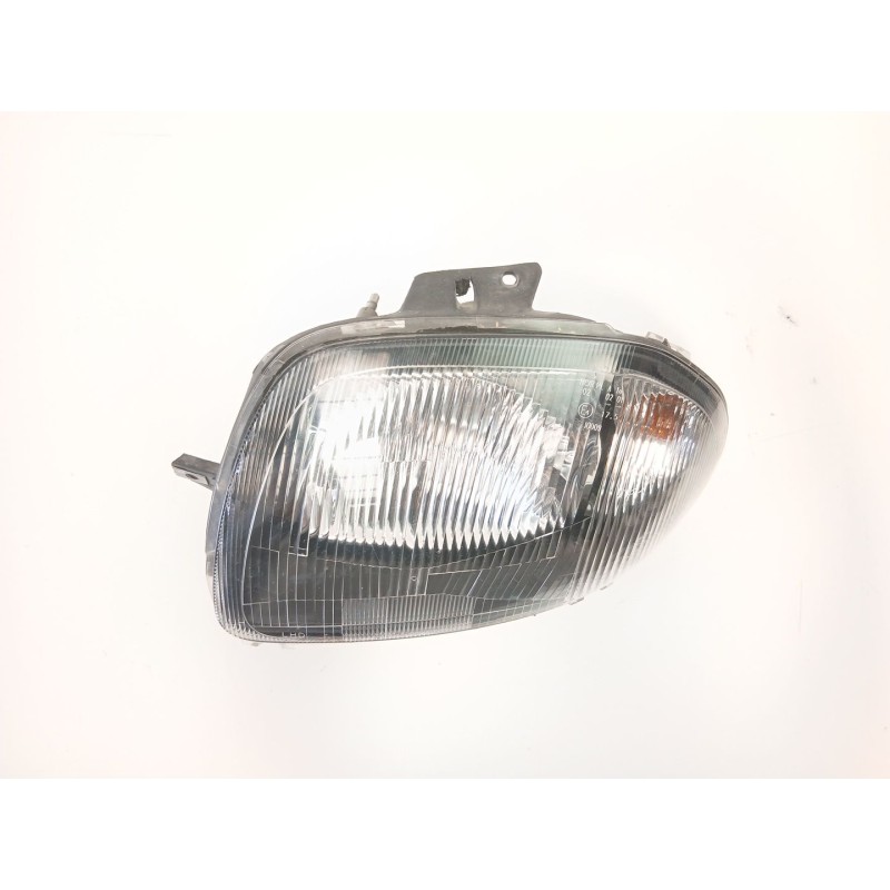 Recambio de faro izquierdo para renault clio ii (bb_, cb_) 1.4 (b/cb0c, b/cb0s) referencia OEM IAM 7701045995  