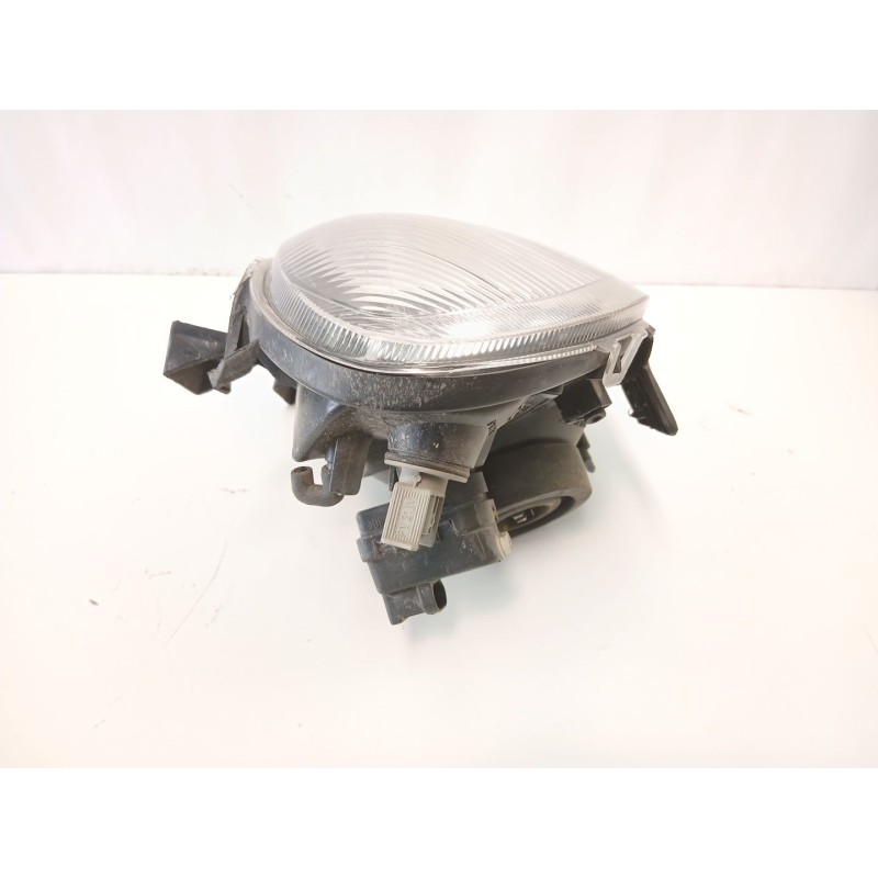 Recambio de faro izquierdo para renault clio ii (bb_, cb_) 1.4 (b/cb0c, b/cb0s) referencia OEM IAM 7701045995  