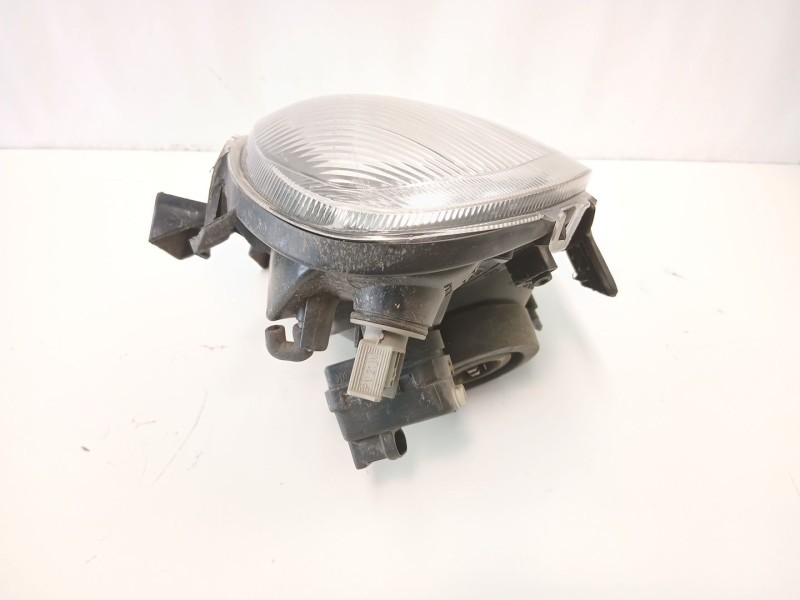 Recambio de faro izquierdo para renault clio ii (bb_, cb_) 1.4 (b/cb0c, b/cb0s) referencia OEM IAM 7701045995  