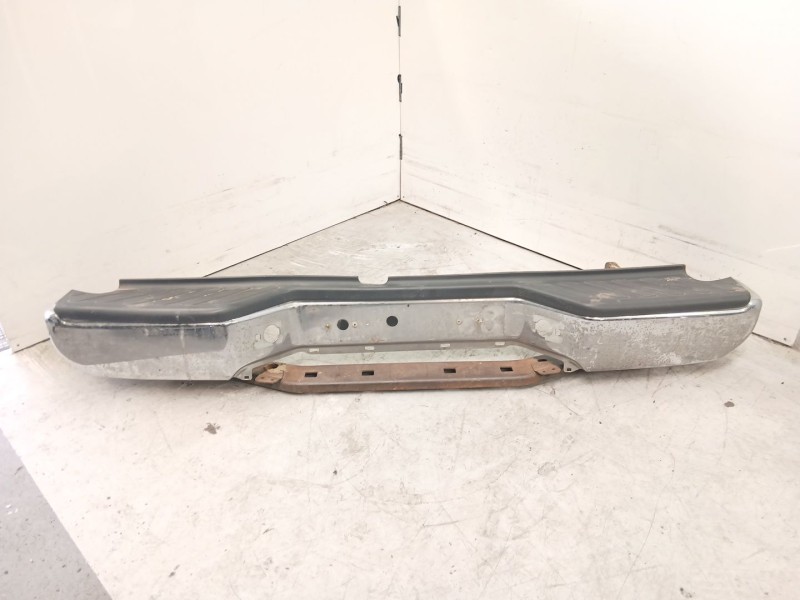 Recambio de paragolpes trasero para nissan navara np300 (d40) 2.5 dci 4wd referencia OEM IAM H5022EA600  