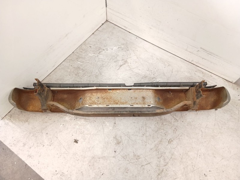 Recambio de paragolpes trasero para nissan navara np300 (d40) 2.5 dci 4wd referencia OEM IAM H5022EA600  