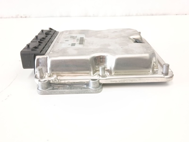 Recambio de centralita para mitsubishi space star monospace (dg_a) 1.9 di-d (dg4a) referencia OEM IAM MR57725 8200319959 8200319