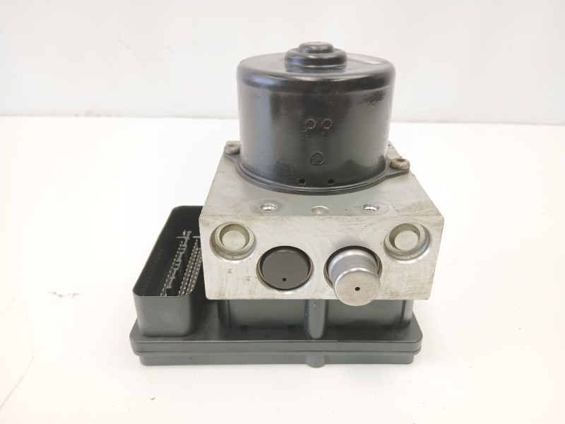 Recambio de abs para nissan navara np300 (d40) 2.5 dci 4wd referencia OEM IAM 47660EB32A 06210204634 
