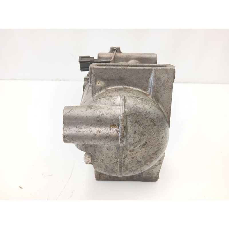 Recambio de compresor aire acondicionado para nissan navara np300 (d40) 2.5 dci 4wd referencia OEM IAM 92600EB400  