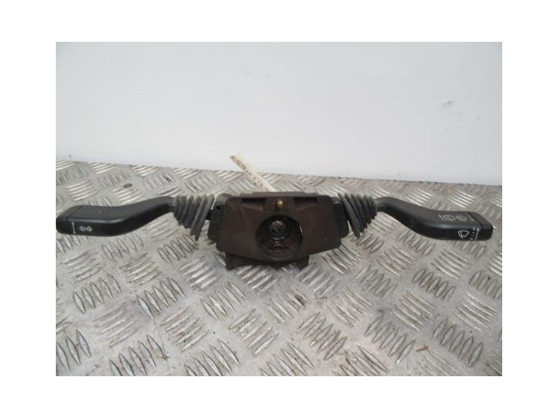 Recambio de mando luces y limpias : opel astra : 1.7 td [1993] para opel astra 1.7 td referencia OEM IAM   