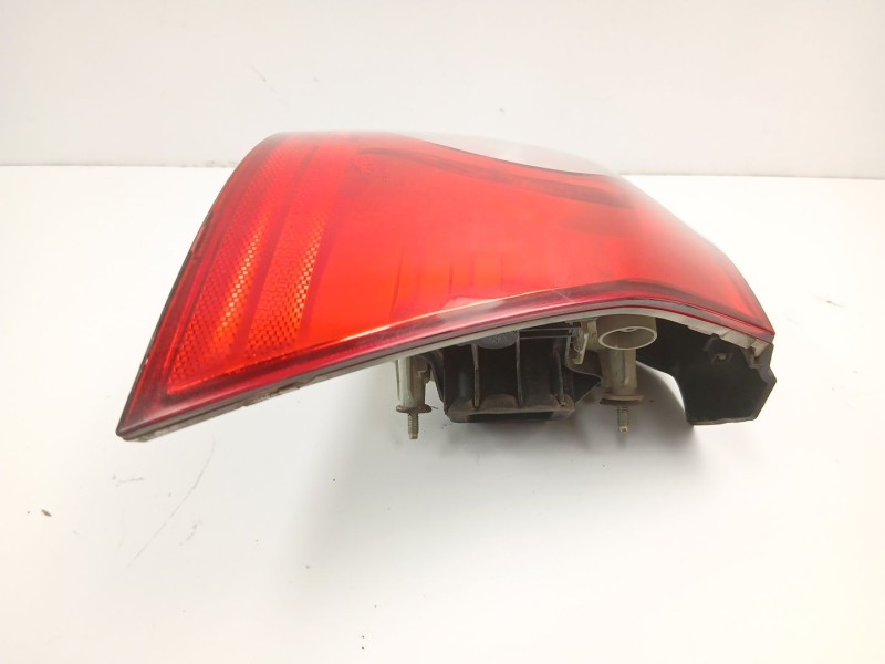 Recambio de piloto trasero derecho para volkswagen golf v (1k1) 2.0 tdi 16v referencia OEM IAM 1K6945096E  